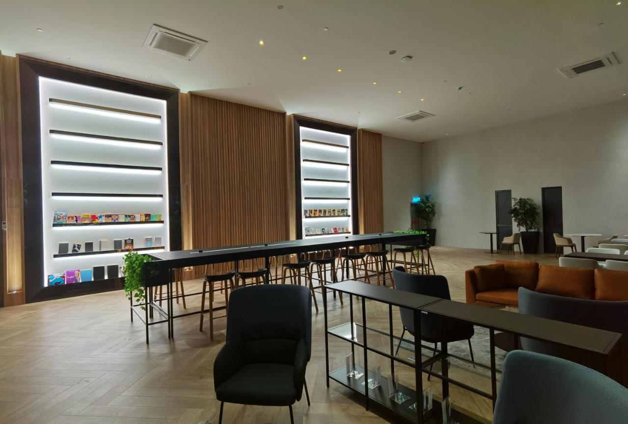 Beacon Exec Suites# Msg Chair#Disney Hotstar George Town Esterno foto