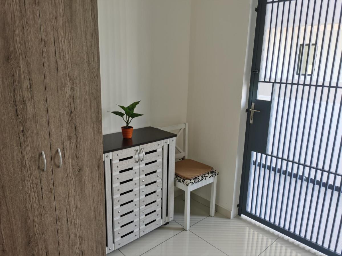 Beacon Exec Suites# Msg Chair#Disney Hotstar George Town Esterno foto