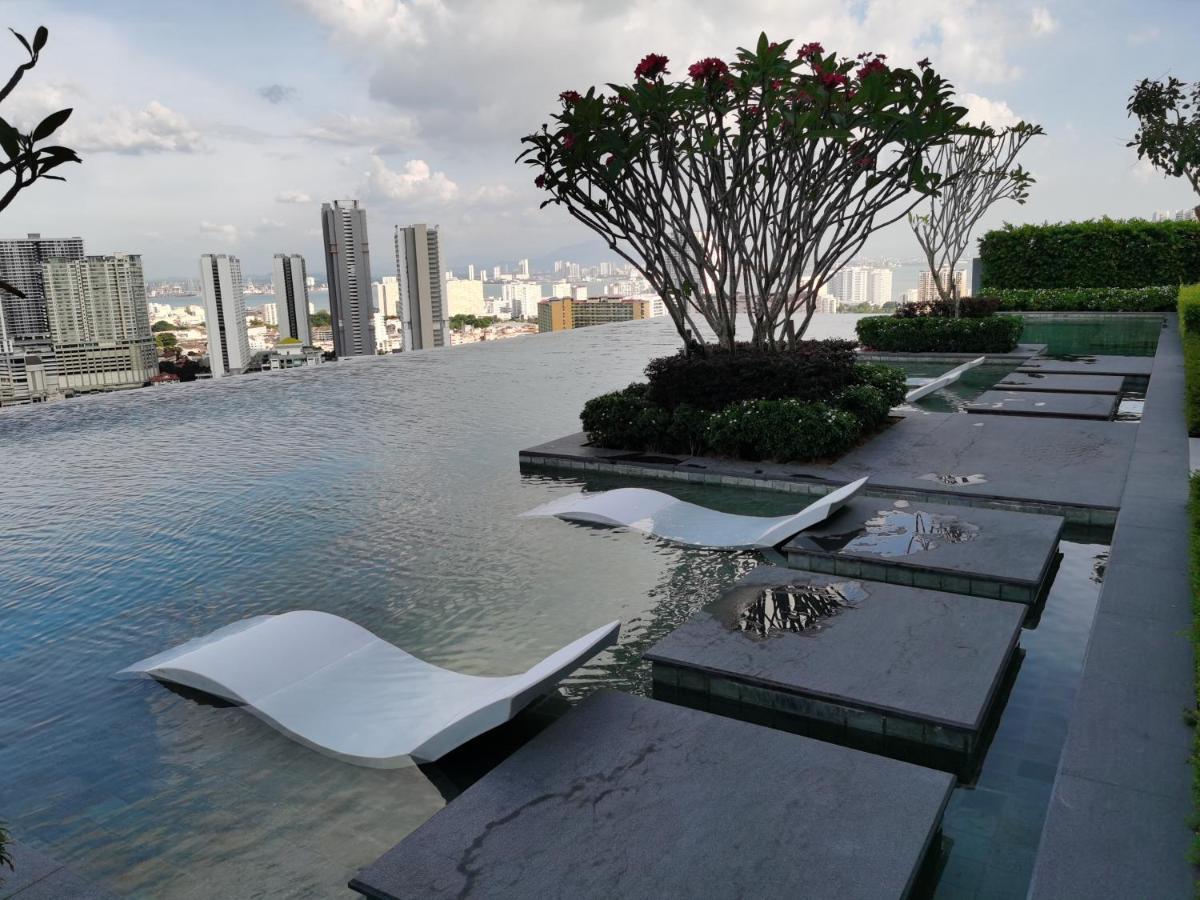 Beacon Exec Suites# Msg Chair#Disney Hotstar George Town Esterno foto
