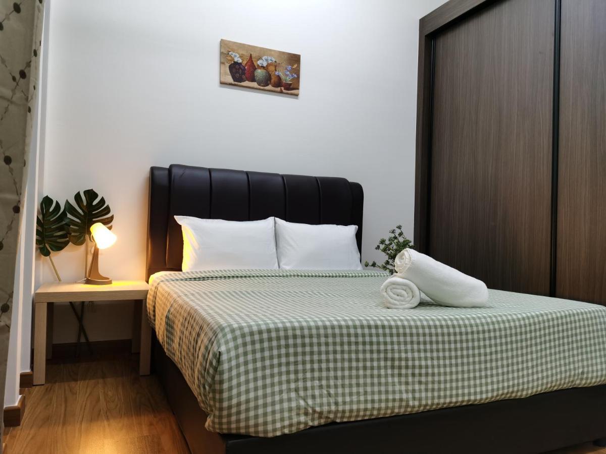 Beacon Exec Suites# Msg Chair#Disney Hotstar George Town Esterno foto